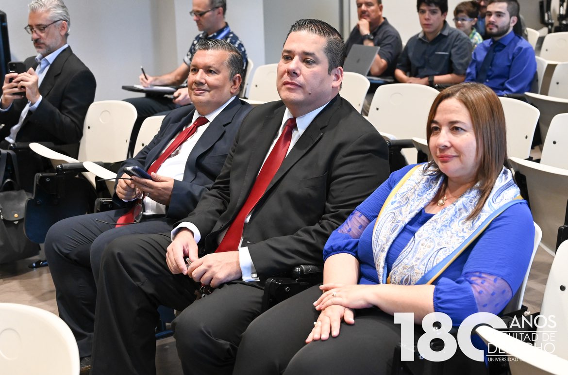 Entrega de billete de loteria