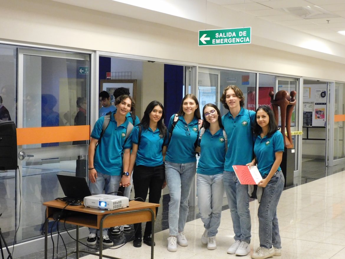 imágenes feria vocacional 2023